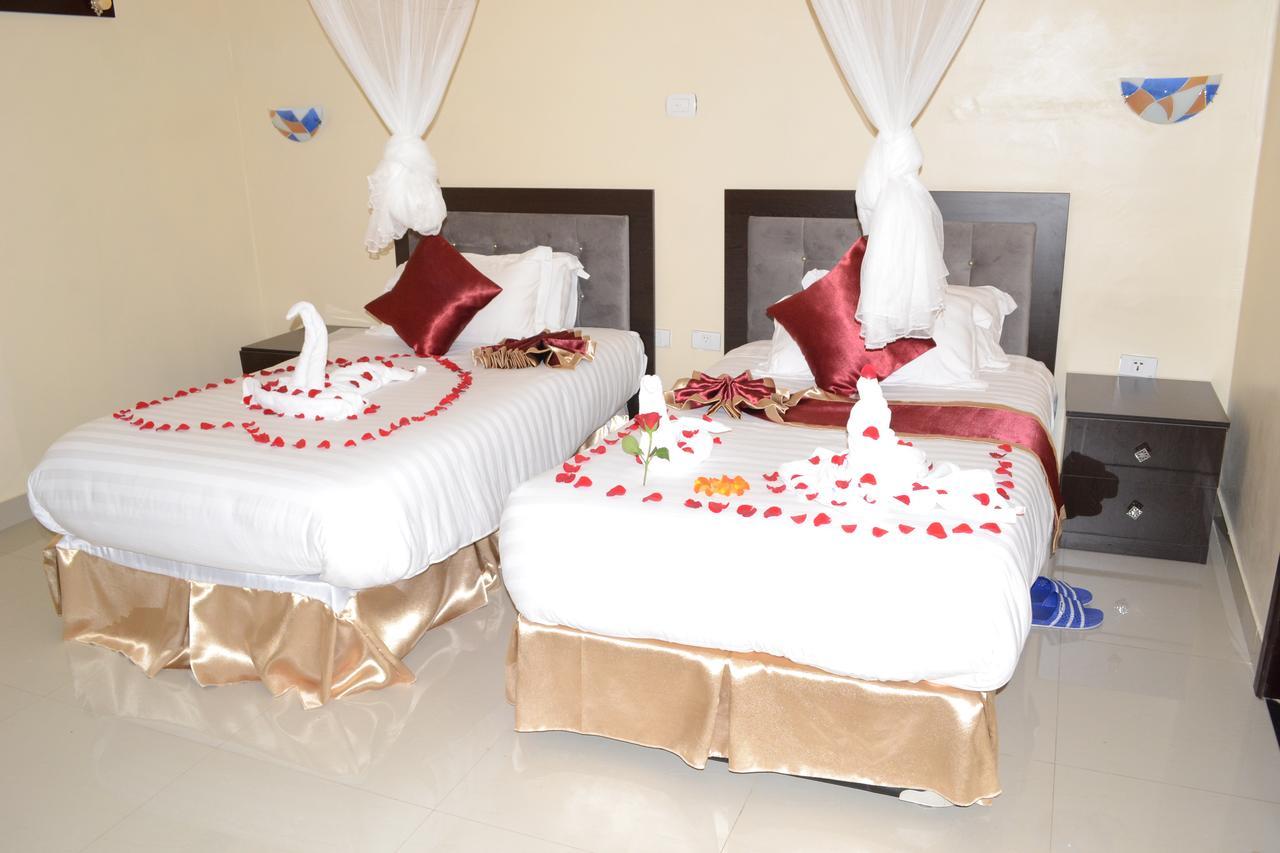 Lakemark Hotel And Tour Service บาเฮอร์ดาร์ ภายนอก รูปภาพ